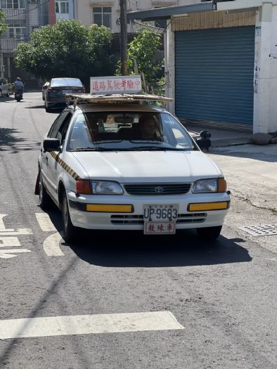 小型車實施道路考驗  可提高駕駛人上路信心 新聞內容: